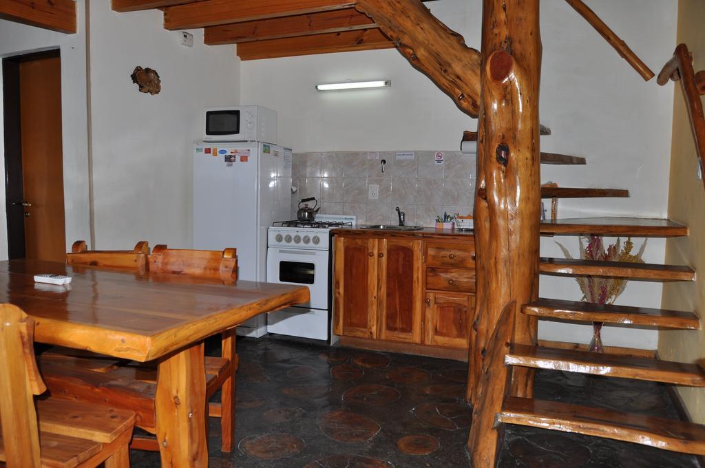 Apart Samay Hue Bungalows Dina Huapi Exteriör bild