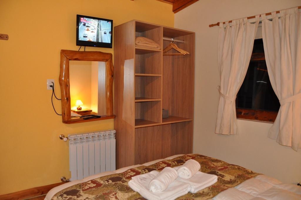 Apart Samay Hue Bungalows Dina Huapi Exteriör bild